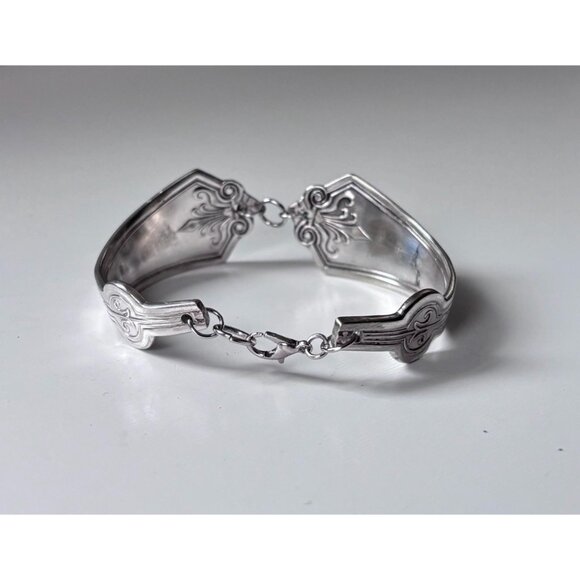 Handmade Silver Cuff Bracelet: Antique Fork Silverware Jewlery lobster clasp - Picture 6 of 11